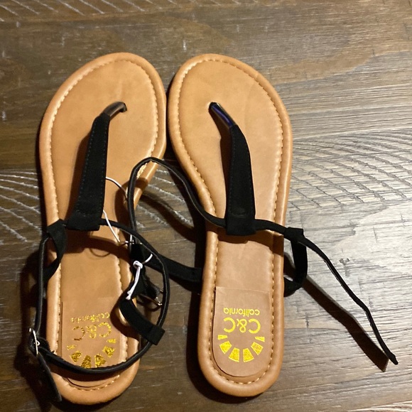 NWT Black Sandals C&C California - Picture 1 of 3
